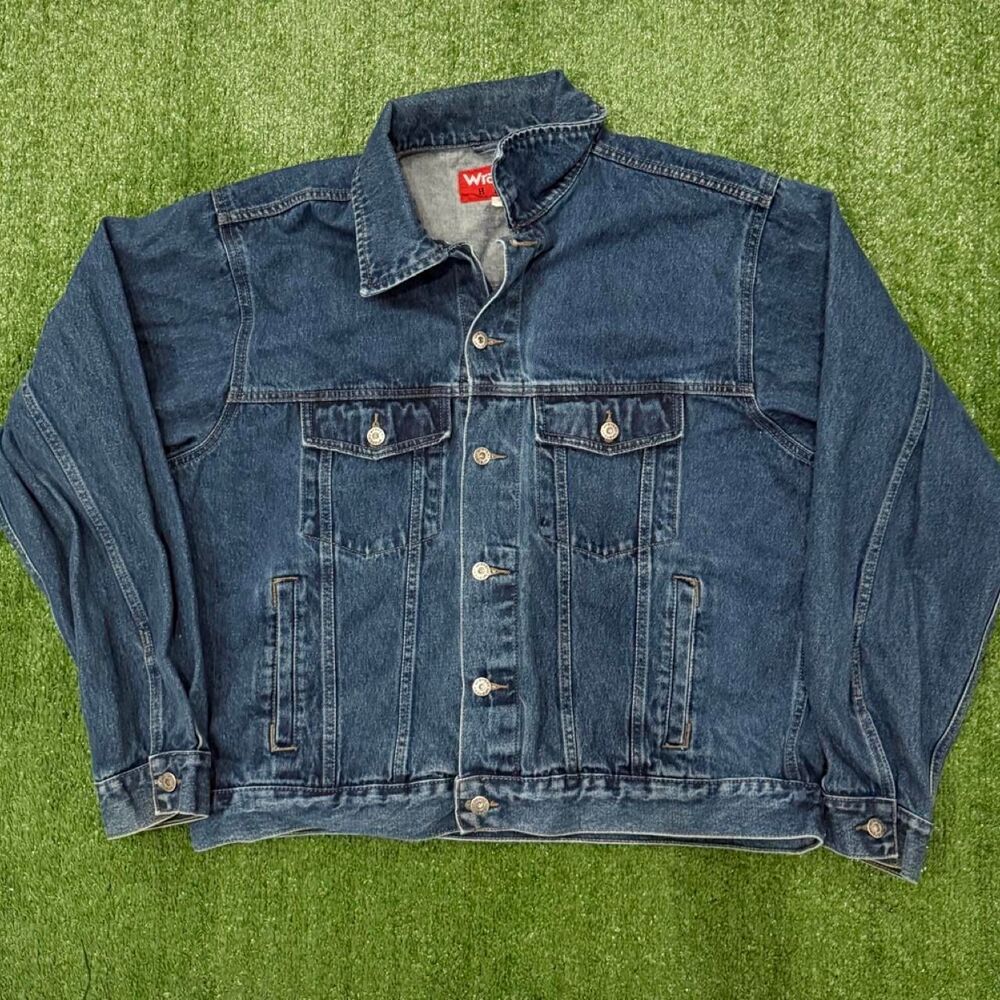 Vintage Wrangler blue denim jacket